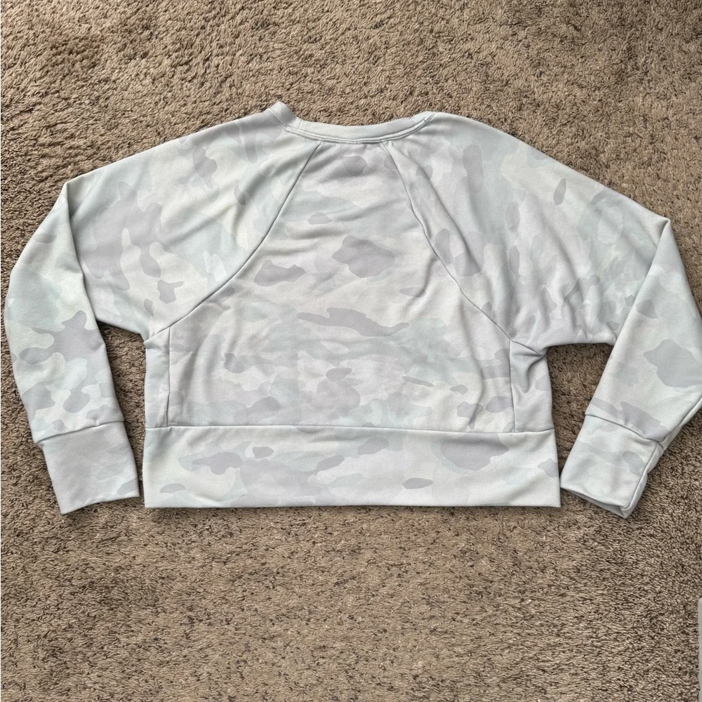 Nike Sportswear Women's Dri-FIT Camo Sweatshirt Crop Top Size S